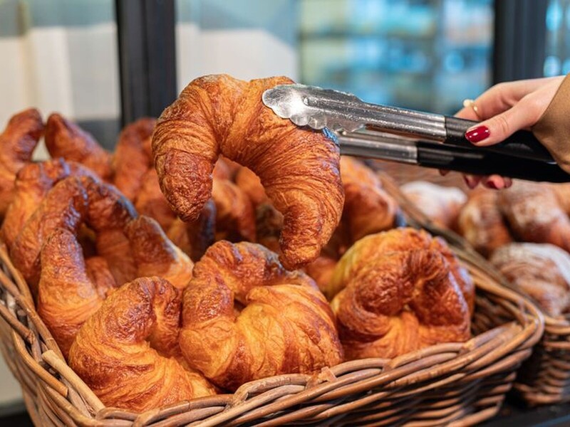 Bakkerij Paulissen uit Maastricht blij met gebogen croissants van Panesco&nbsp;